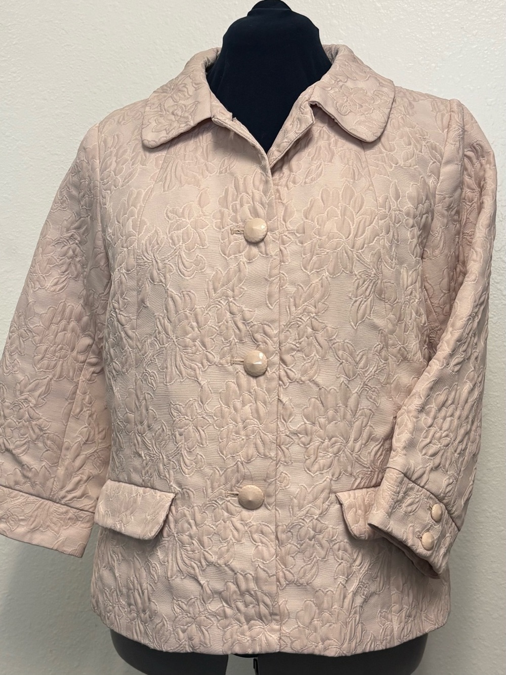 Old Navy Quilted Floral Button-Front Jacket in Light Blush